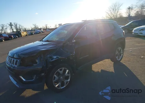 2018 Jeep Compass Limited 4X4 z USA, uszkodzony, nr VIN 3C4NJDCB2JT423691